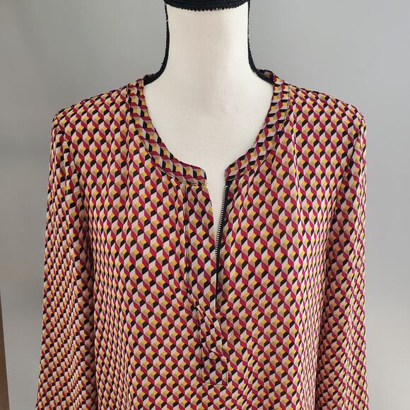 Express Factory Women's Geometric Print Pullover Sheer Top Size M - Picture 3 of 8